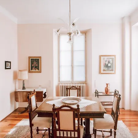 Holiday home Authentic Italian *